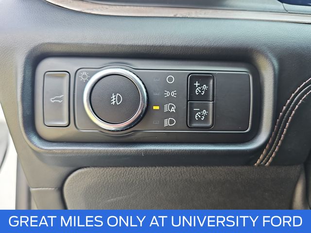Used 2023 White Ford Platinum image 24