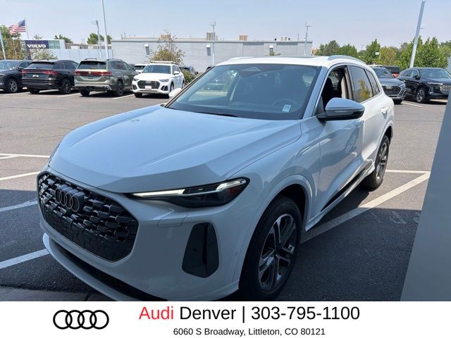 Glacier White Metallic 2025 Audi Q5 SUV / Crossover All-Wheel Drive 7-Speed Automatic