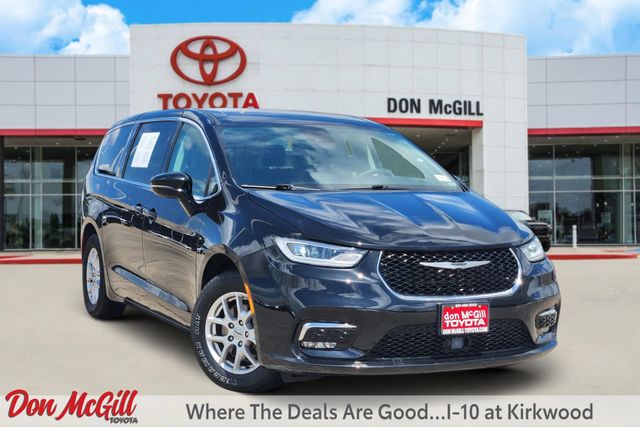 2024 Chrysler Pacifica Touring L Black at Community Honda