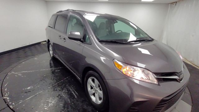 2018 – Toyota – Sienna