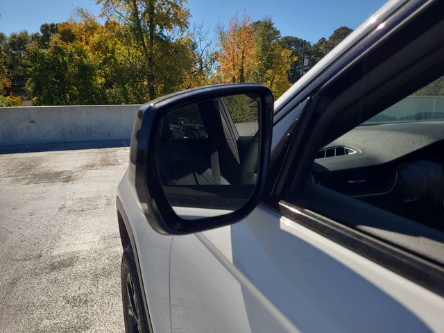 New 2025 White Jeep Altitude X image 29