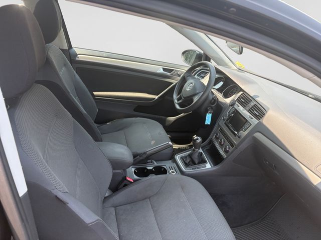 2015 Volkswagen Golf Launch Edition 2-Door - Black exterior view 16