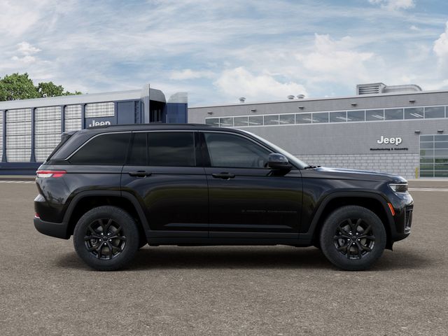 new 2026 Jeep Grand Cherokee car, priced at $41,450