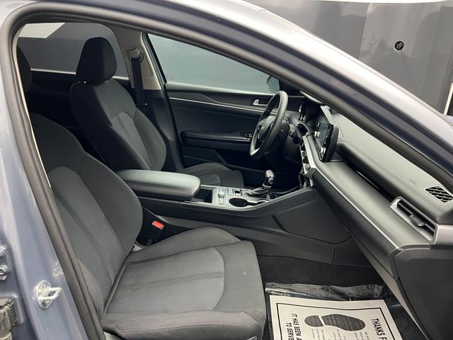 2022 Everlasting Silver Kia K5 LXS FWD Sedan
