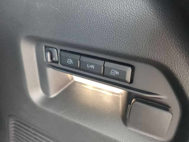 New 2026 Marsh Gray Ford Tremor® image 44