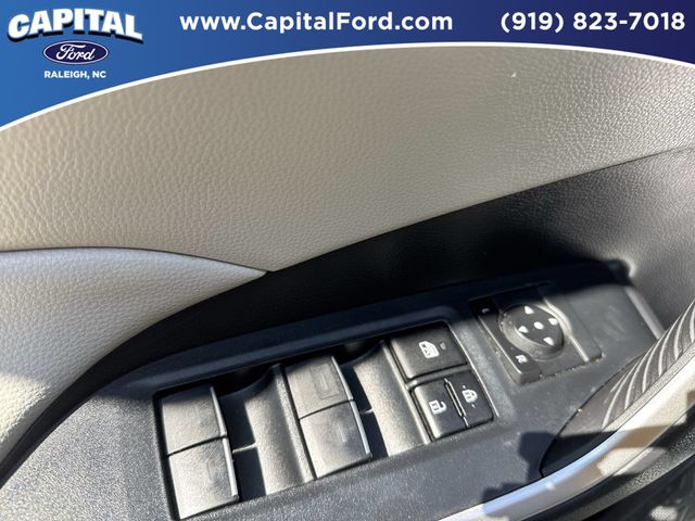 Used 2023 White Toyota XLE image 21