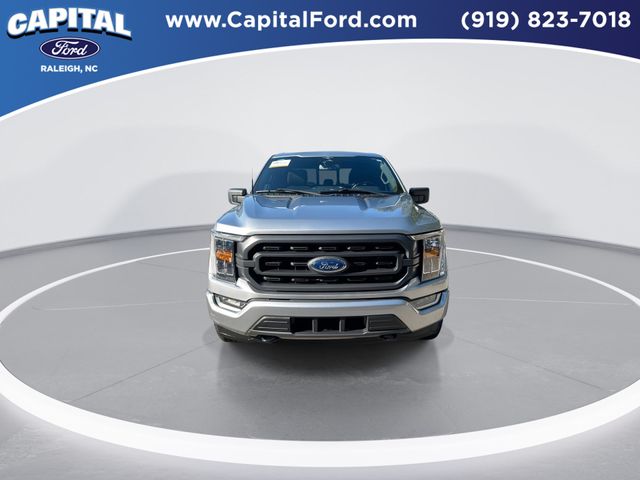Used 2023 Silver Ford XLT image 3