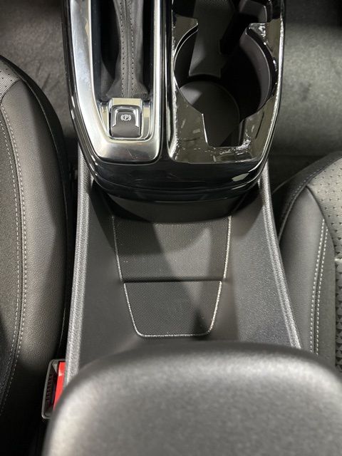 2025 Chevrolet Trax LT photo