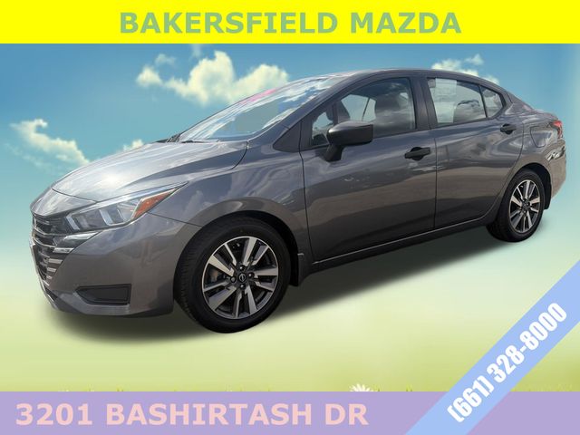 Gray (Gun Metallic) 2024 Nissan Versa S FWD Sedan Front-Wheel Drive Continuously Variable Transmission
