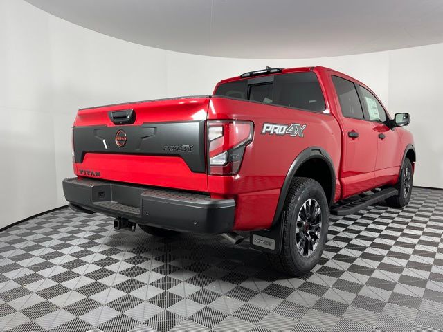 2024 Nissan Titan PRO-4X 10