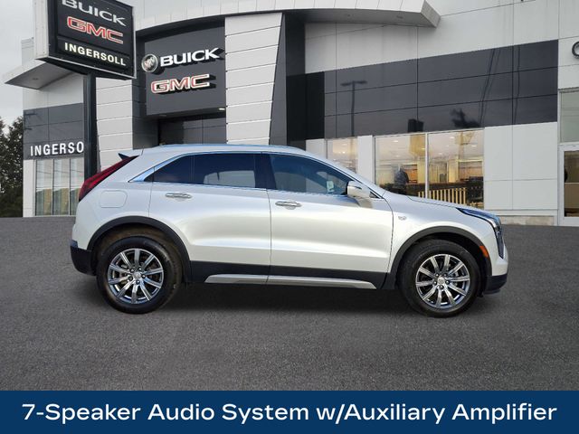 2022 Cadillac XT4 Premium Luxury 10