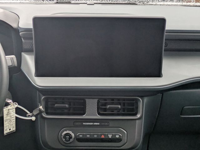 2025 Ford Maverick XL - Photo 18