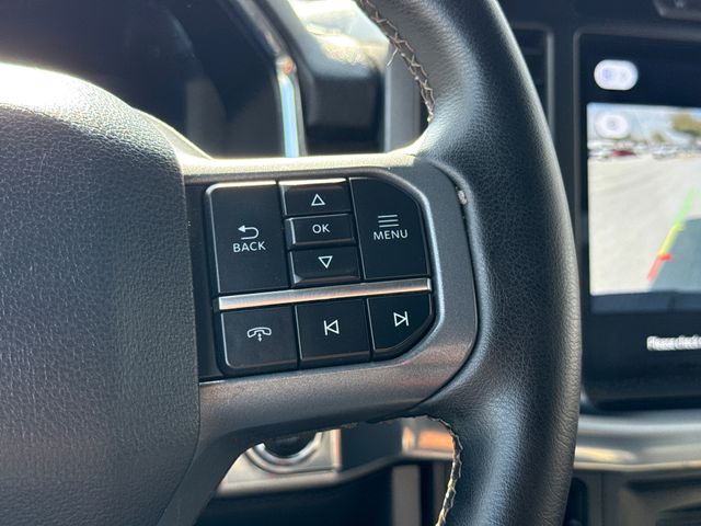 Used 2025 Gray Ford Lariat image 27