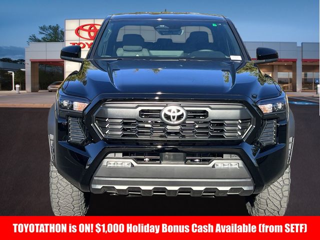 2024 Toyota Tacoma TRD Off-Road 2