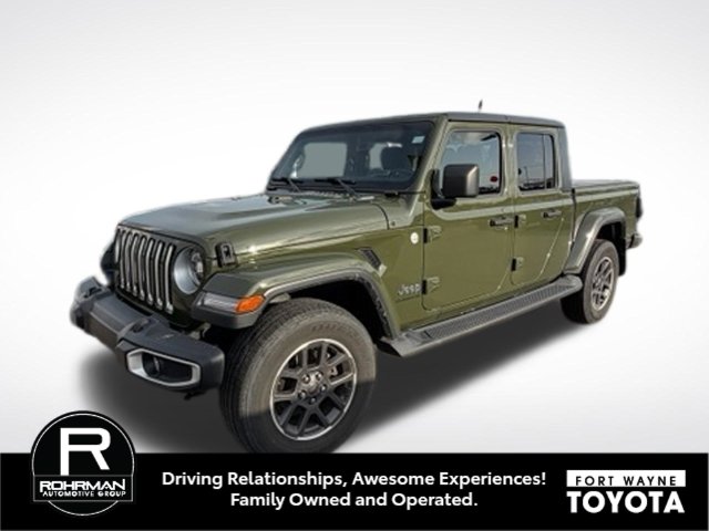 2021 Jeep Gladiator Overland Crew Cab 4WD