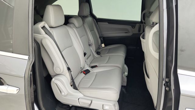 2023 Honda Odyssey Touring  at Community Kia