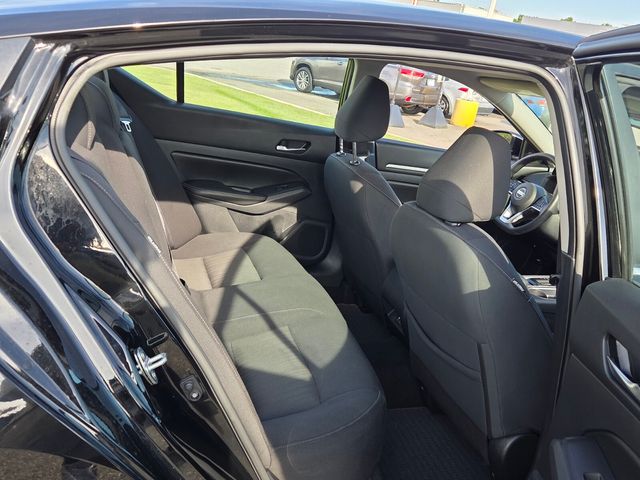 Used 2022 Nissan Altima Sedan