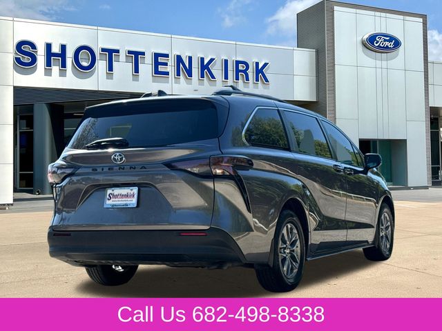 Used 2023 Toyota Sienna Van