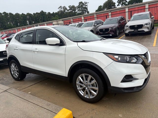 2021 Nissan Rogue Sport S FWD's photo