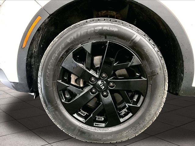 2021 Kia Sorento S - 7