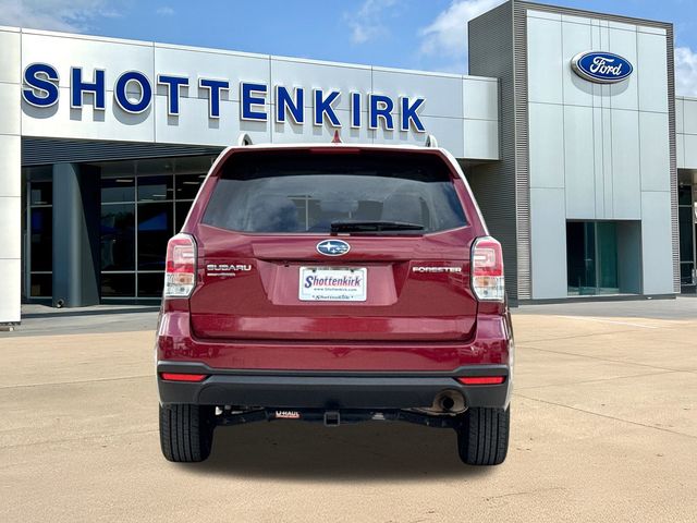 Used 2018 Red Subaru 2.5i Premium image 7