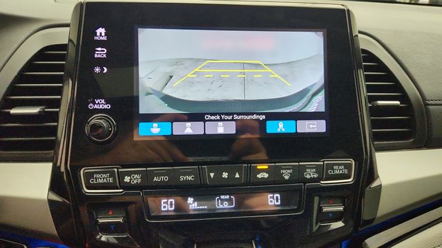 2023 Honda Odyssey Touring  at Community Kia