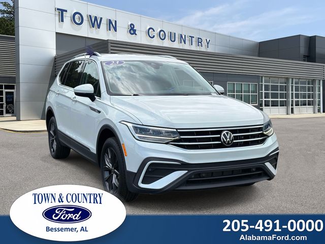 Opal White Pearl 2023 Volkswagen Tiguan SUV / Crossover Front-Wheel Drive 8-Speed Automatic