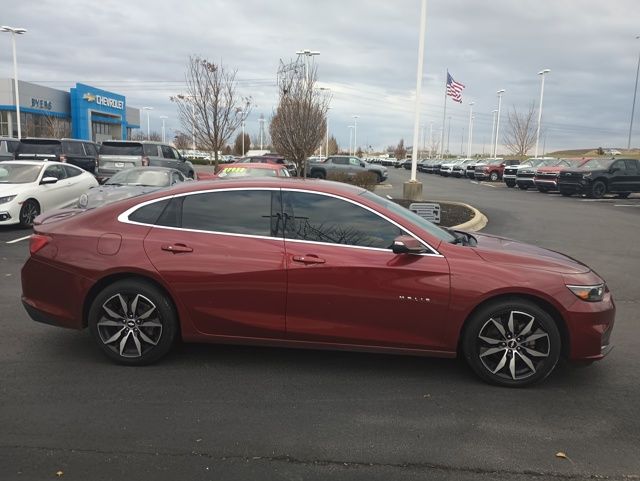 Used 2017 Chevrolet Malibu For Sale in Grove City, OH