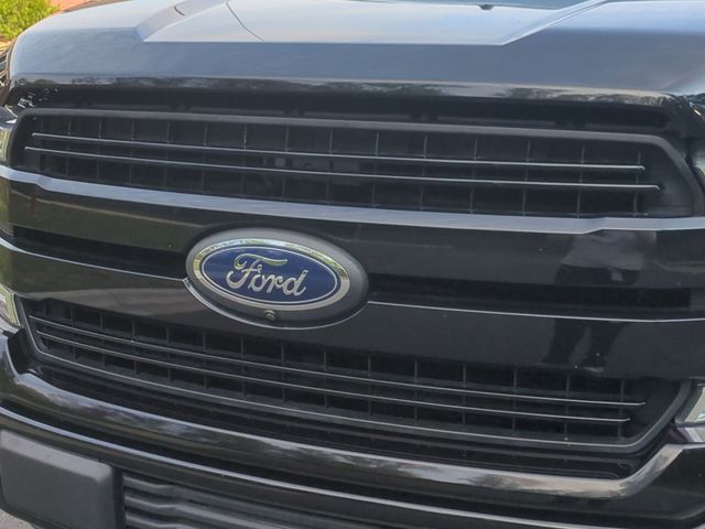 Used 2019 Black Ford Lariat image 24