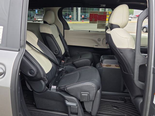 New 2026 Toyota Sienna Van