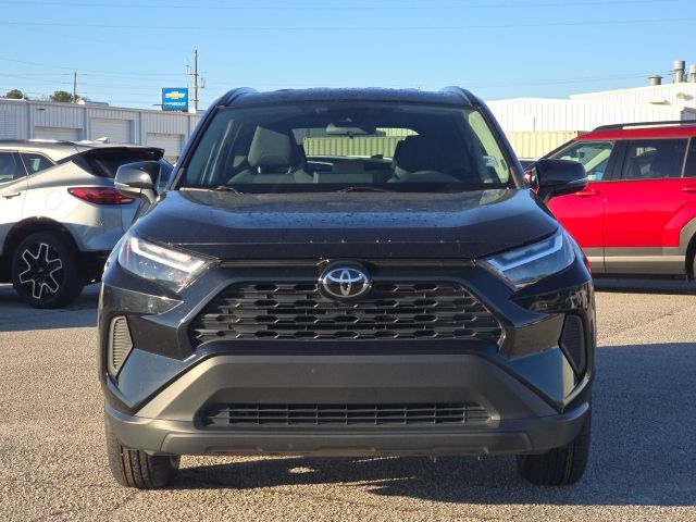 2023 Toyota RAV4 XLE:B02179