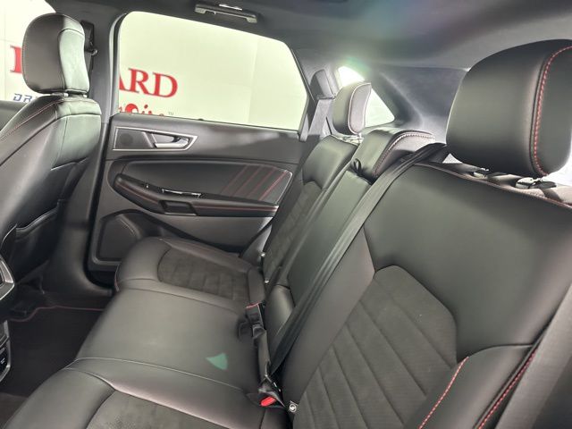 2020 Burgundy Velvet Metallic Tinted Clearcoat Ford Edge ST Line FWD SUV