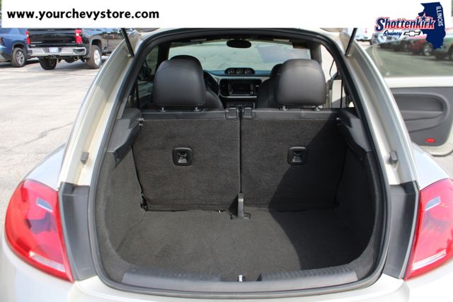 Used 2013 Volkswagen Beetle Hatchback