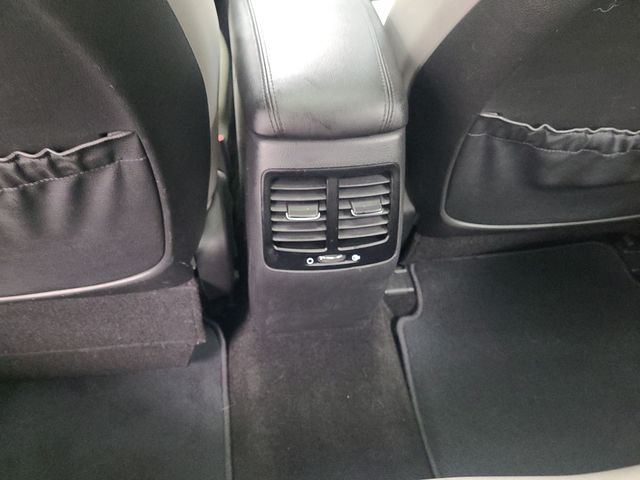 2013 – Kia – Optima