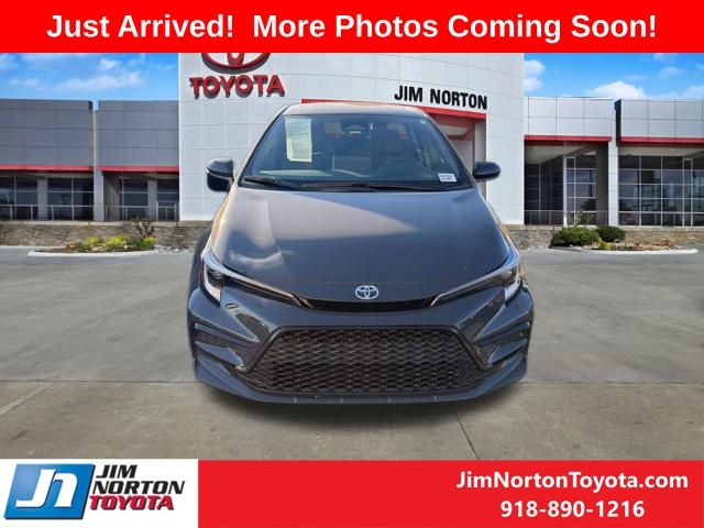 Used 2025 Toyota Corolla SE with VIN 5YFP4MCE4SP228724 for sale in Northfield, Minnesota