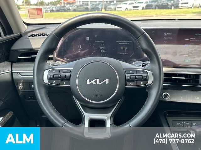 New 2025 Snow White Pearl Kia EX image 28