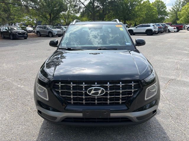 Used 2023 Black Hyundai SEL image 8