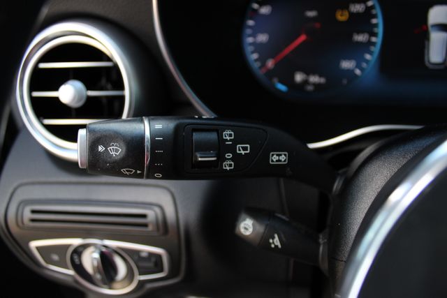 Used 2020 White Mercedes-Benz GLC 300 image 7