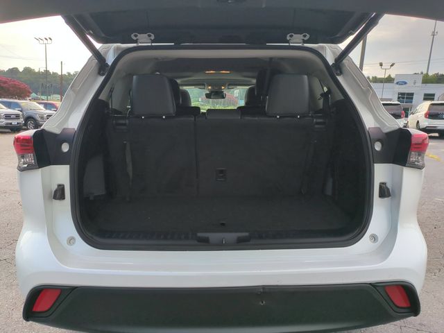 Used 2023 Beige Toyota XLE image 32