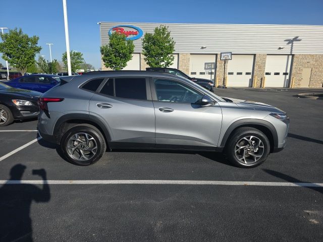Used 2024 Chevrolet Trax LT with VIN KL77LHE26RC042552 for sale in Grove City, OH