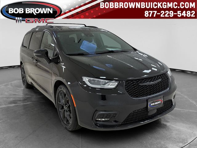 2025 Chrysler Pacifica Limited FWD