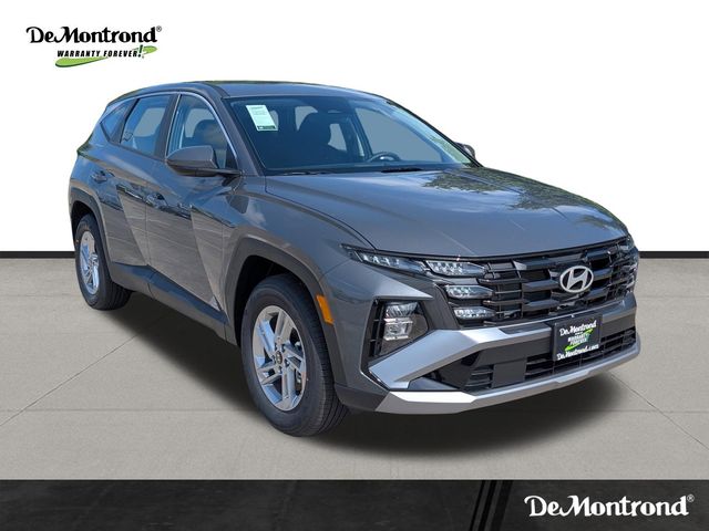 2026 Hyundai Tucson SE Gray at DeMontrond Gulf Freeway