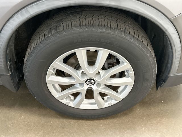 2018 Nissan Rogue SV Gray at South Hills Kia