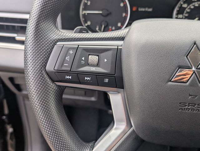 2026 Mitsubishi Outlander ES Black at DeMontrond Gulf Freeway