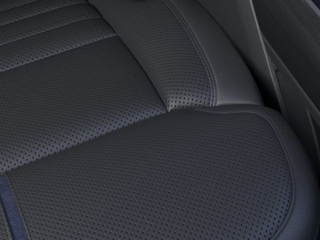 2025 Ford F-150 Platinum:168660