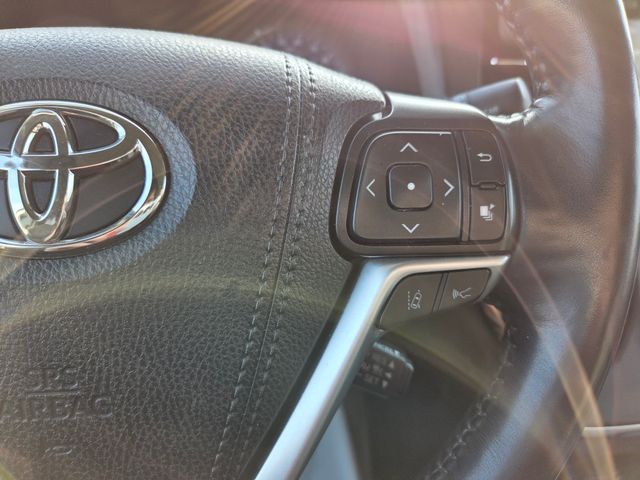 2019 Toyota Sienna XLE Auto Access Seat