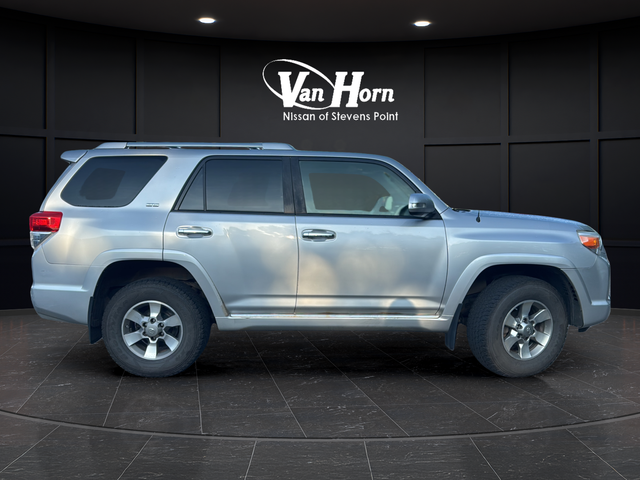 Used 2013 Classic Silver Metallic Toyota SR5 image 8