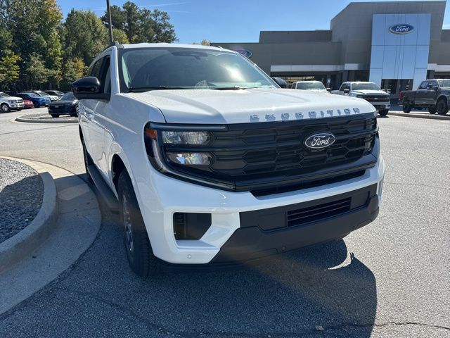 New 2025 White Ford Active image 3