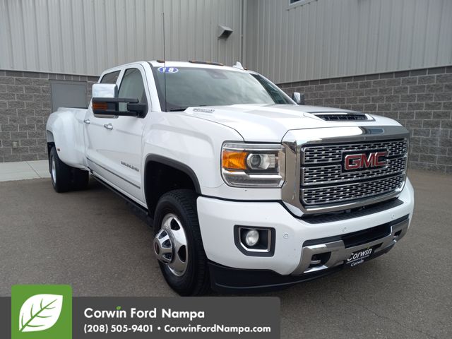 Summit White 2018 GMC Sierra 3500HD Denali Crew Cab LB DRW 4WD Pickup Truck Four-Wheel Drive 6-Speed Automatic