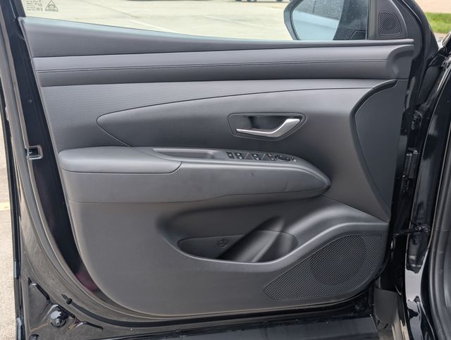 2027 Hyundai Santa Cruz SE Black at DeMontrond Gulf Freeway